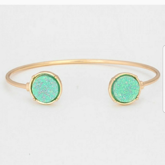 💦Shimmer Druzy Wire Cuff Bracelet! - Picture 2 of 3